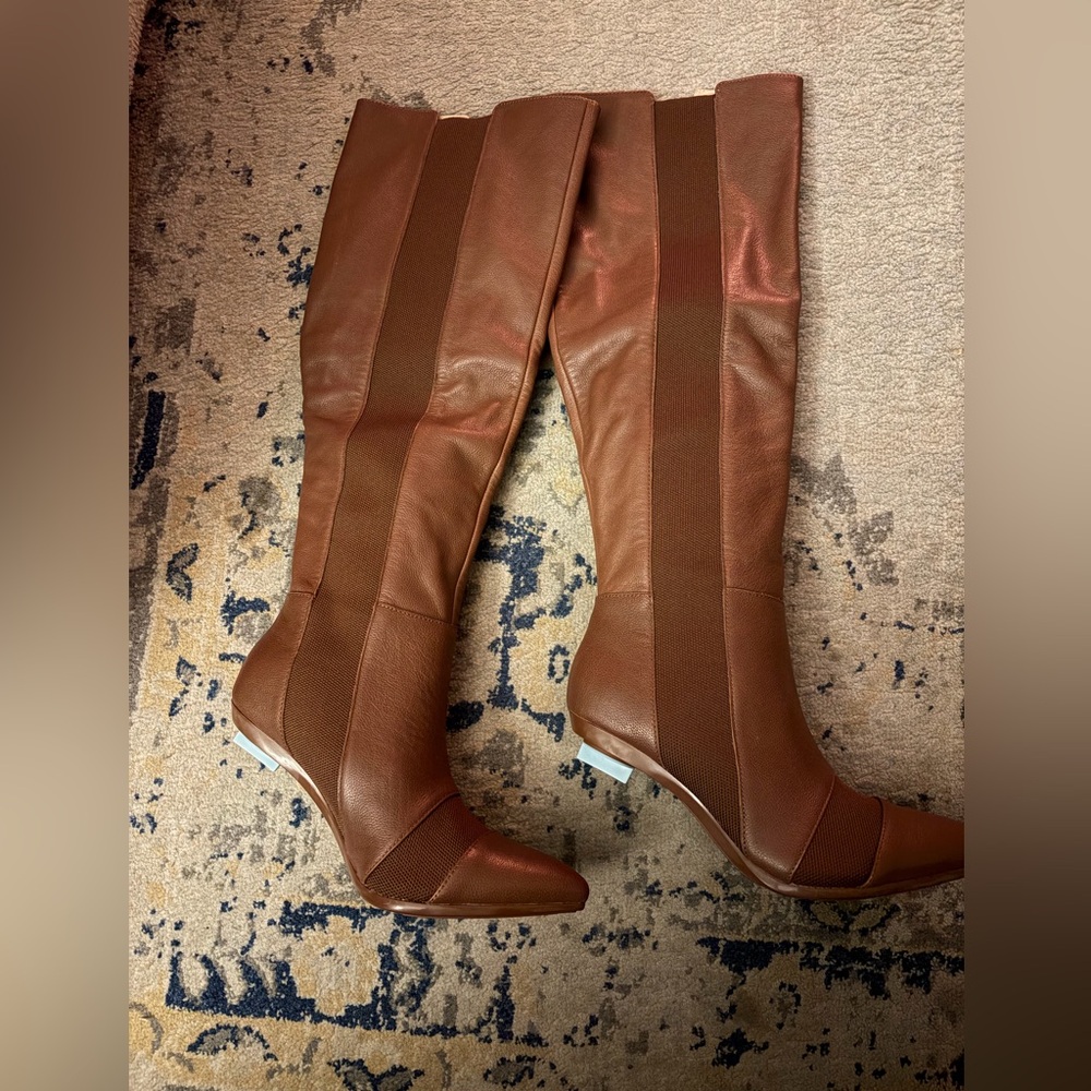 NWOT Pashion Over the Knee Boots/heels